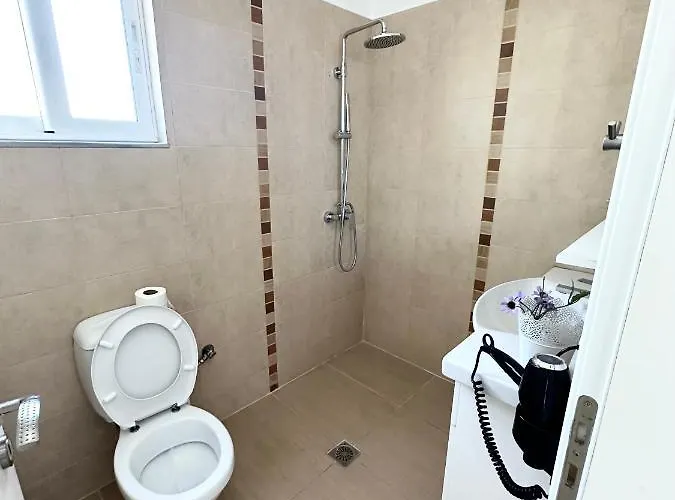 K&t Seaside Deluxe Twobedroom Апартаменты Саранда