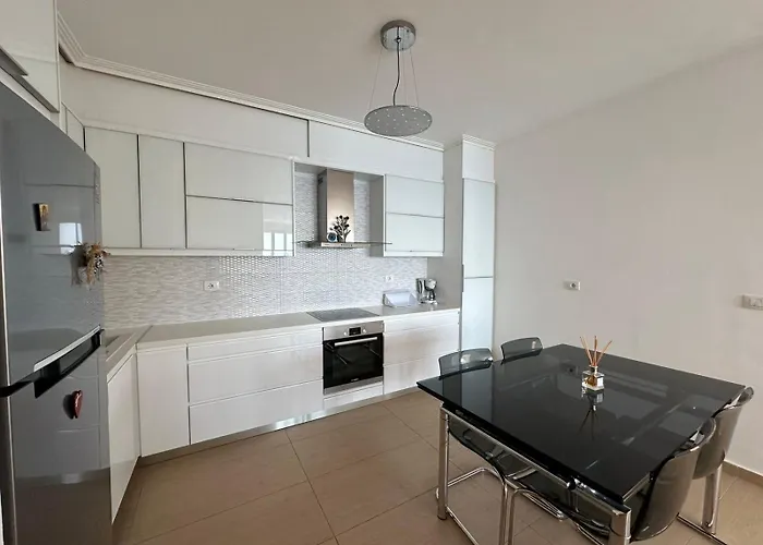 K&t Seaside Deluxe Twobedroom Апартаменты *