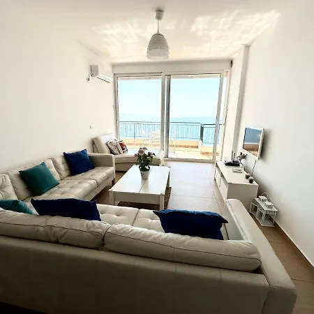 K&t Infinity View Seaside Apartmán