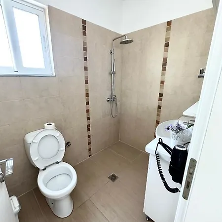 K&t Seaside Deluxe Twobedroom Apartment Sarandë