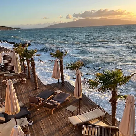 K&t Seaside Deluxe Twobedroom Apartment