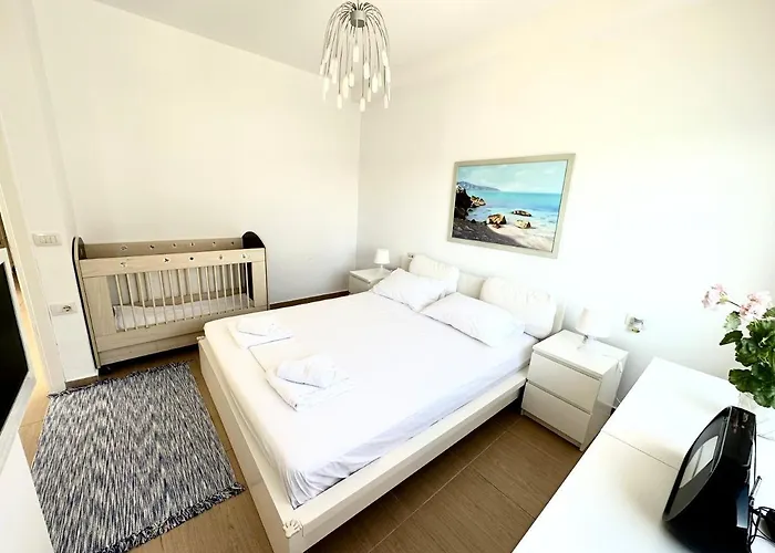 Daire K&t Seaside Deluxe Twobedroom Saranda