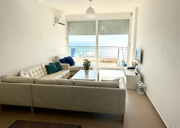 Daire K&t Seaside Deluxe Twobedroom